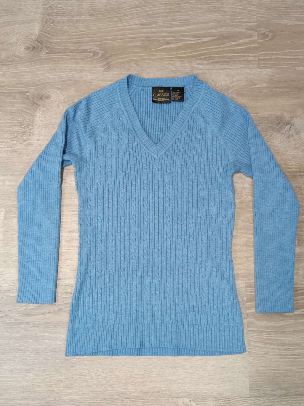 The Classic V-Neck Cable Knit Sweater - Light Blue